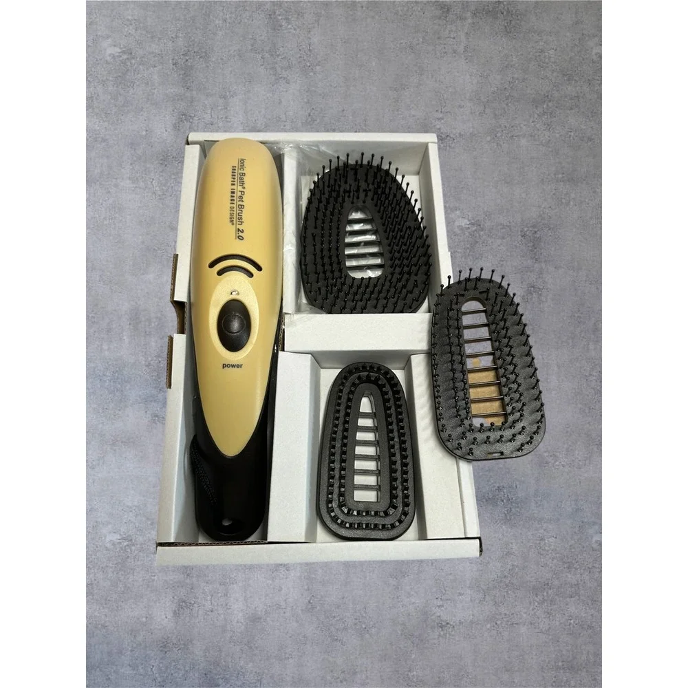 Sharper Image Ionic Bath Pet Brush 2.0 Dogs Cats Waterless Groomer-New/Open Box